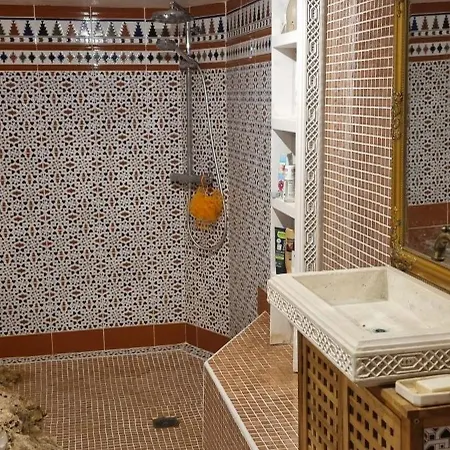 Lejlighed - 2 Bedrooms - Kitchen - Shared Pool - View Pego