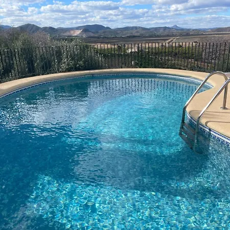 - 2 Bedrooms - Kitchen - Shared Pool - View