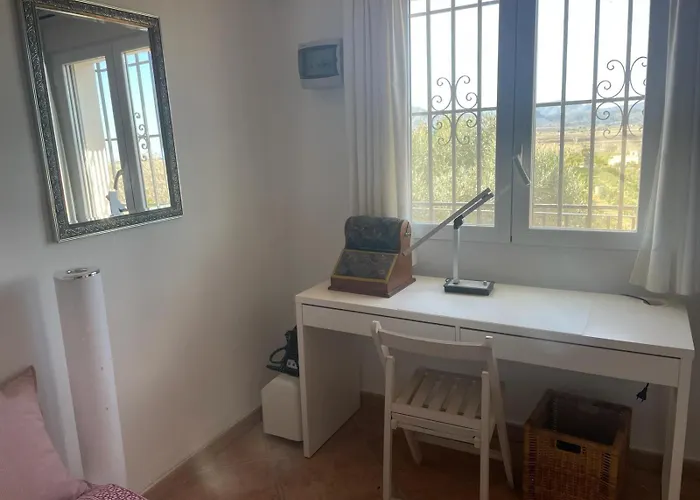 - 2 Bedrooms - Kitchen - Shared Pool - View *